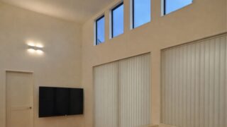 福岡市・平屋のスキップフロア和室!高窓(ハイサイドライト)から光が降り注ぐ大空間